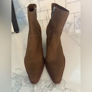 Dolce Vita Tan Ankle Booties 8